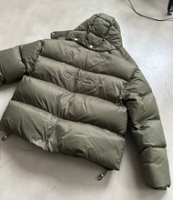 Load image into Gallery viewer, GS Puffer Jacket- Olive/Cream