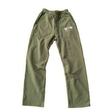 Load image into Gallery viewer, &#39;GS&#39; Sweatpants- Avocado Green/Cream